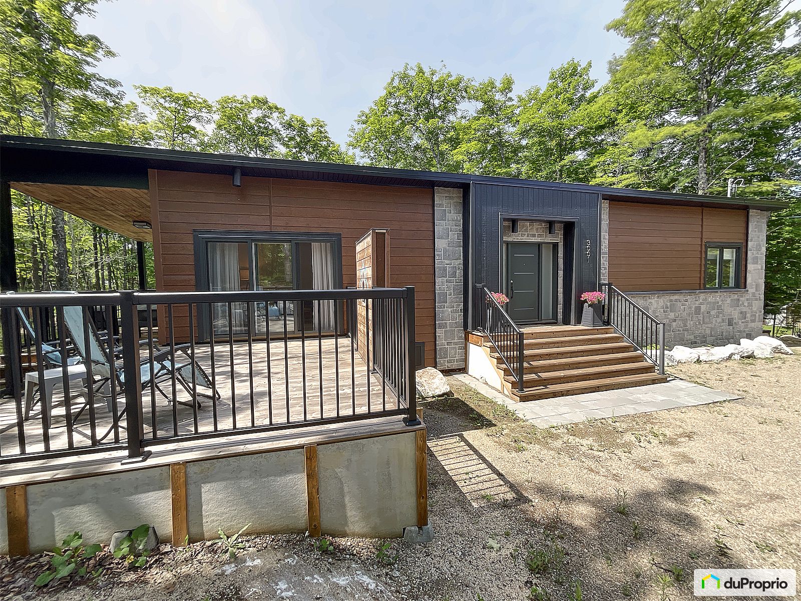 3001 Rue Chisholm — photo 1