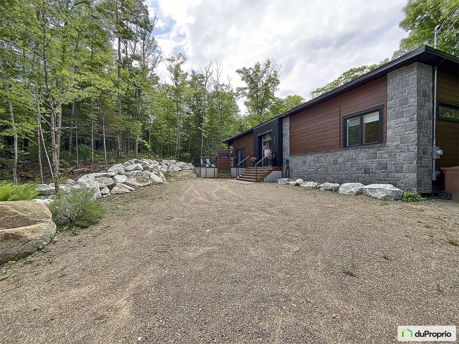 3001 Rue Chisholm — photo 2