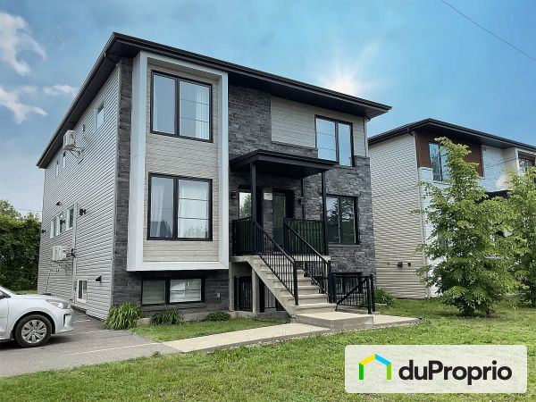C-223, 33e avenue, Ste-Marthe-Sur-Le-Lac à vendre