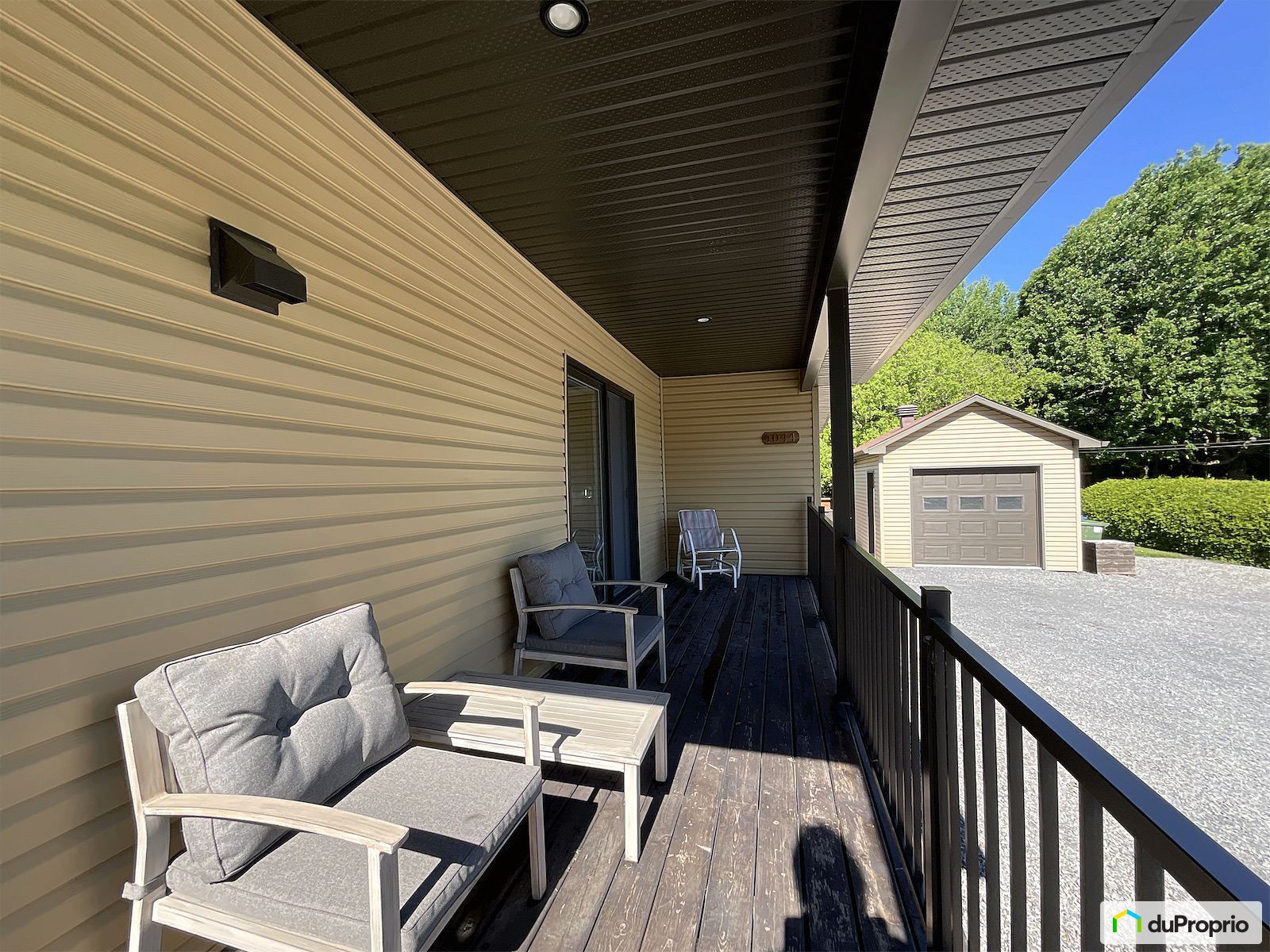 1044 Rue Jacques Cartier Sud — photo 2
