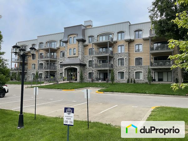 201-100, rue des Manoirs, Deux-Montagnes à vendre