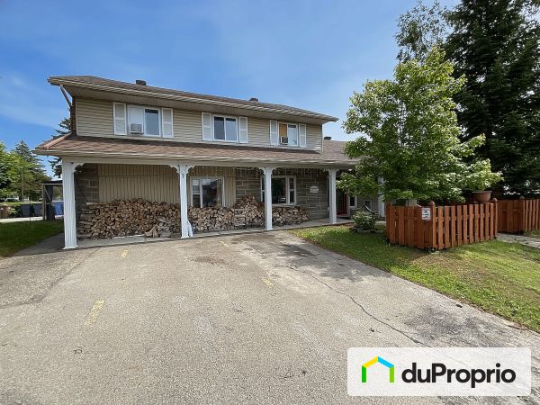 7 rue Tassé, Ste-Therese for sale