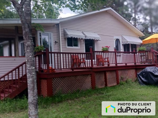 6 chemin Lionel, Notre-Dame-de-Pontmain for sale