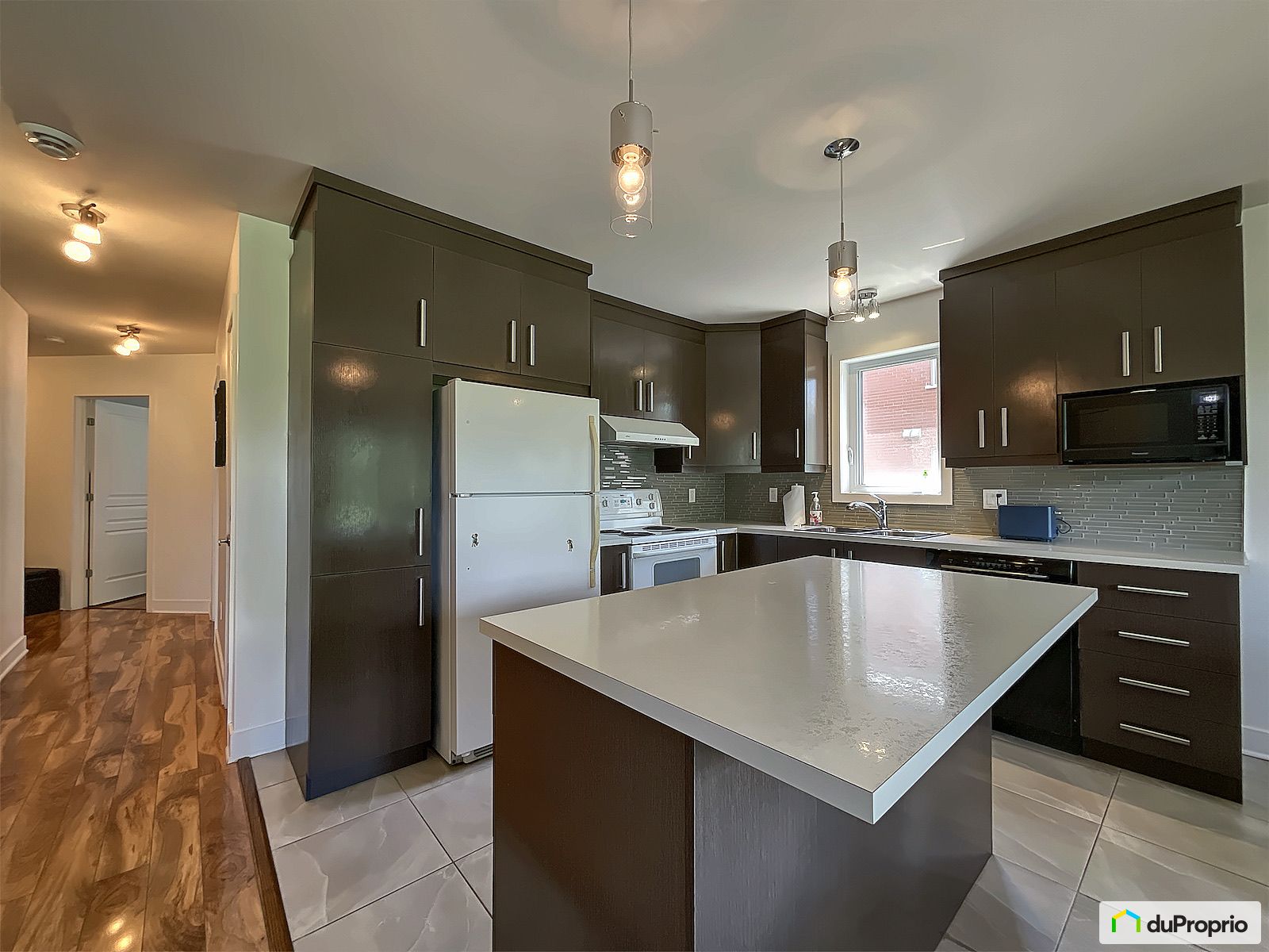 10 4035 Rue Ouellette — photo 3