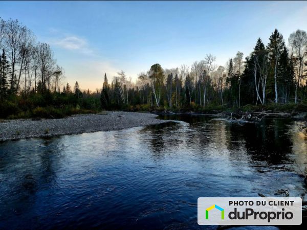 rue Principale, Pohénégamook à vendre