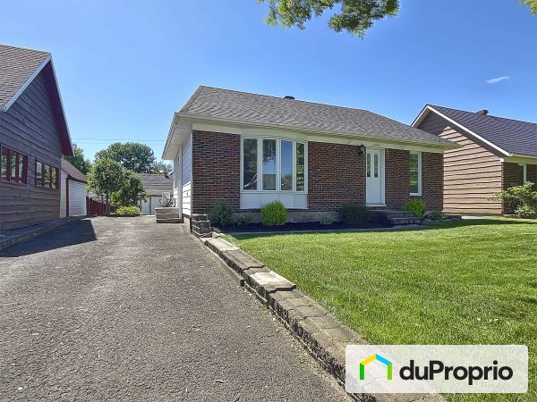 3595 rue Sicotte, Neufchatel for sale
