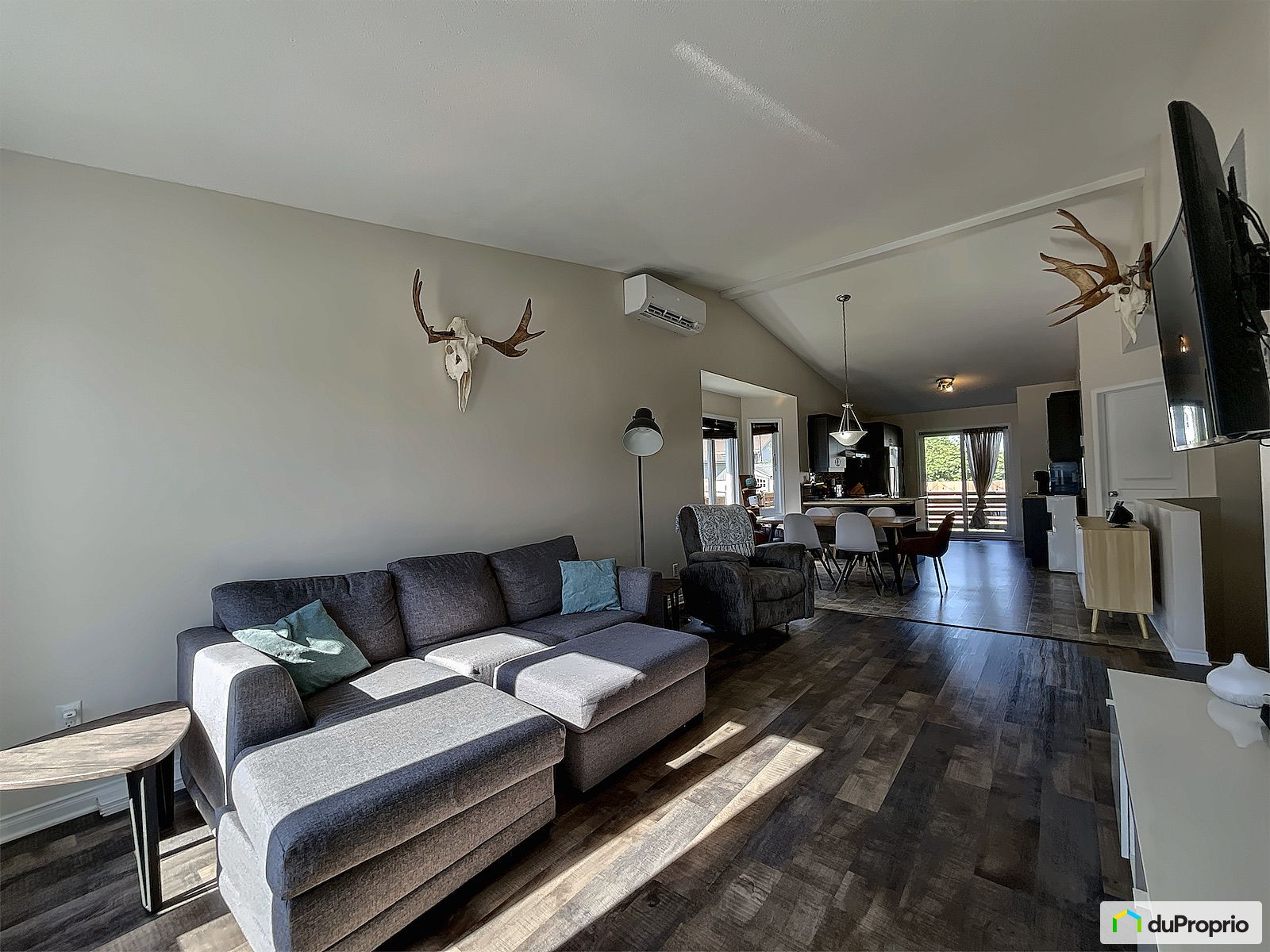 310 Rue George Greig — photo 2