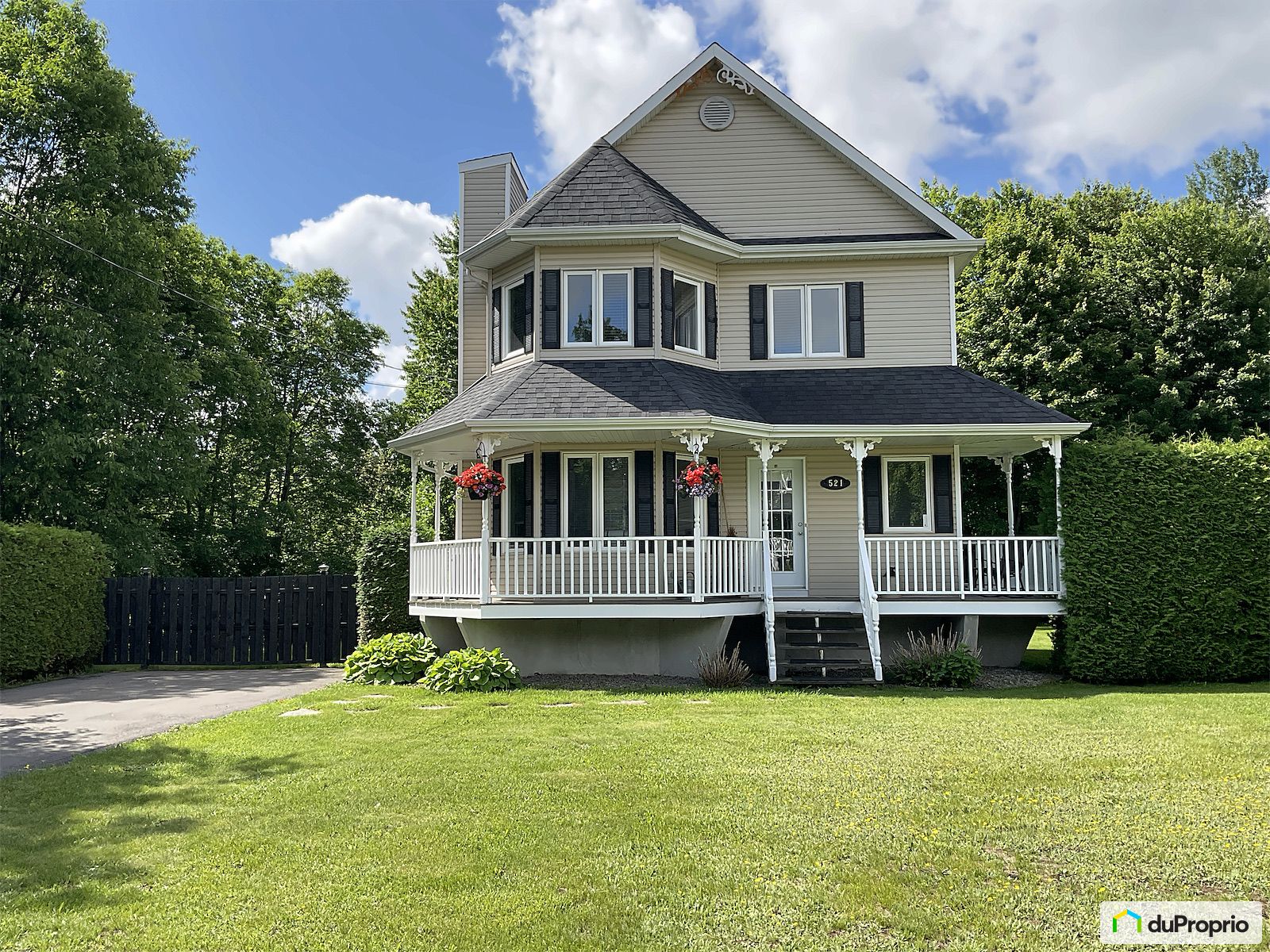 521 Du Clos Du Marquis — photo 1