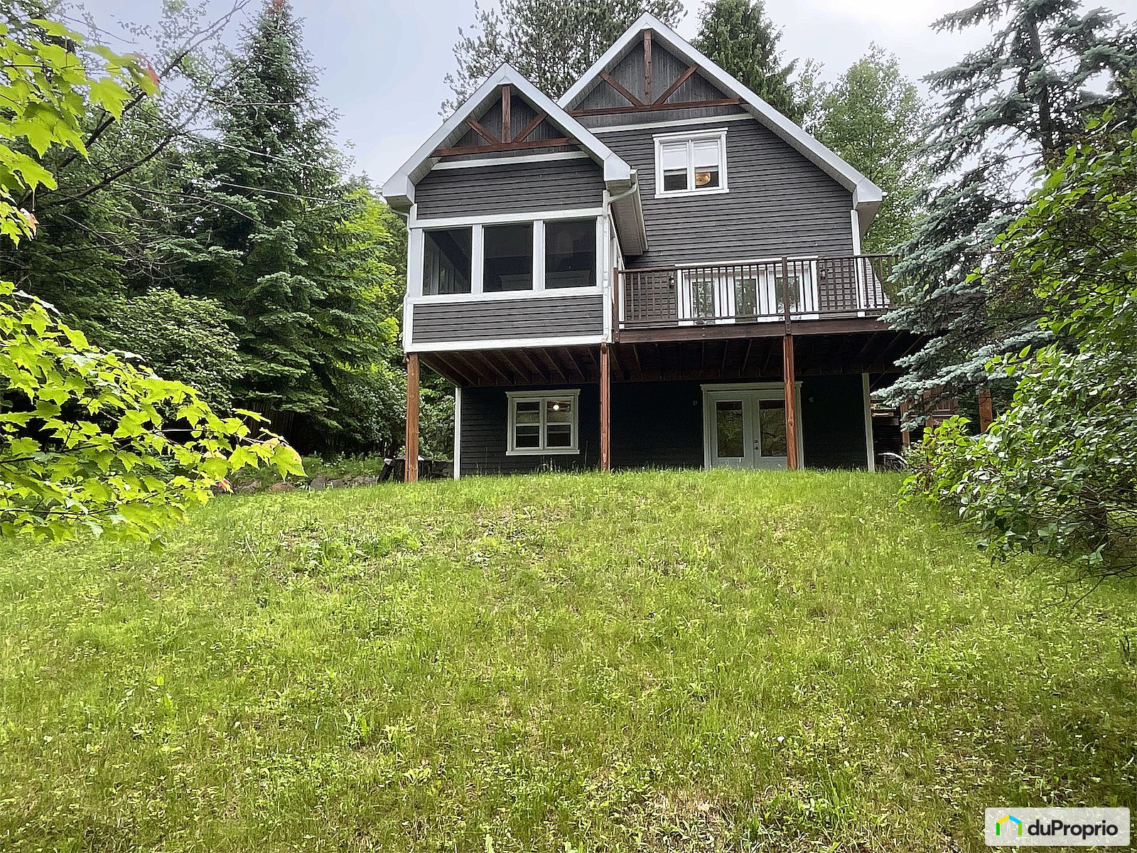 1425 Chemin Du Village — photo 1