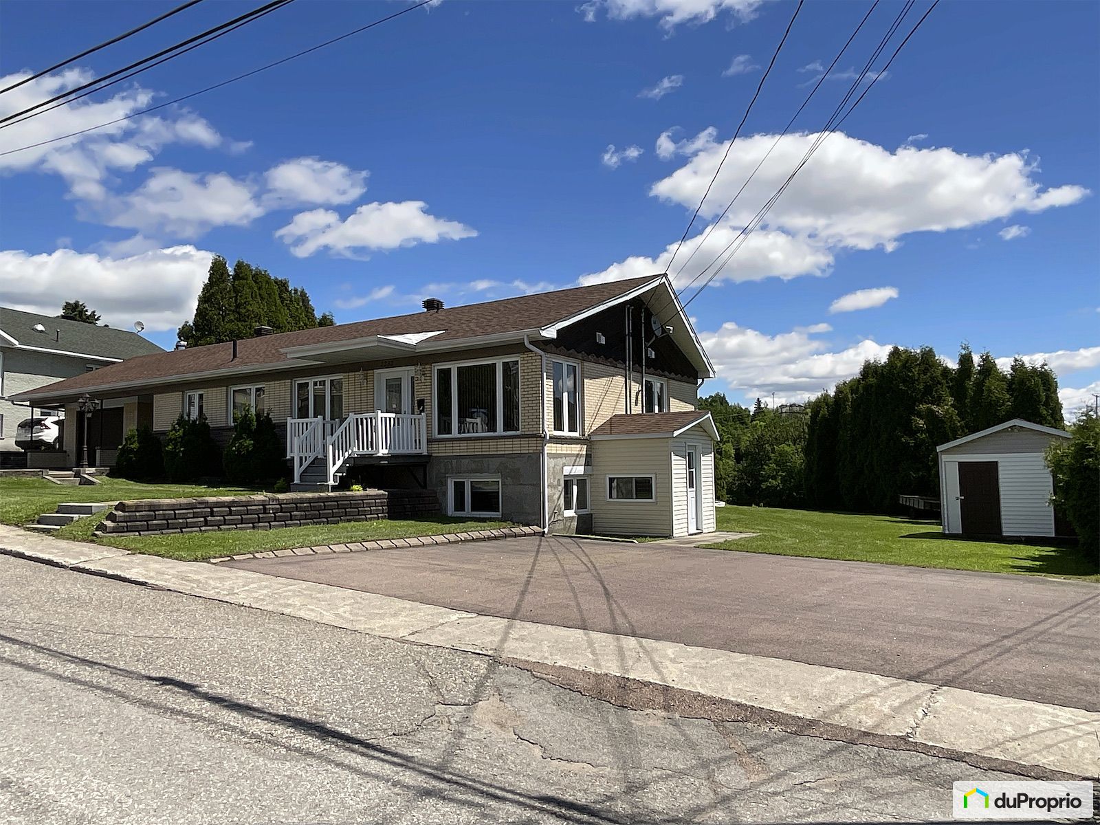 2235 Rue Saint Maurice — photo 3