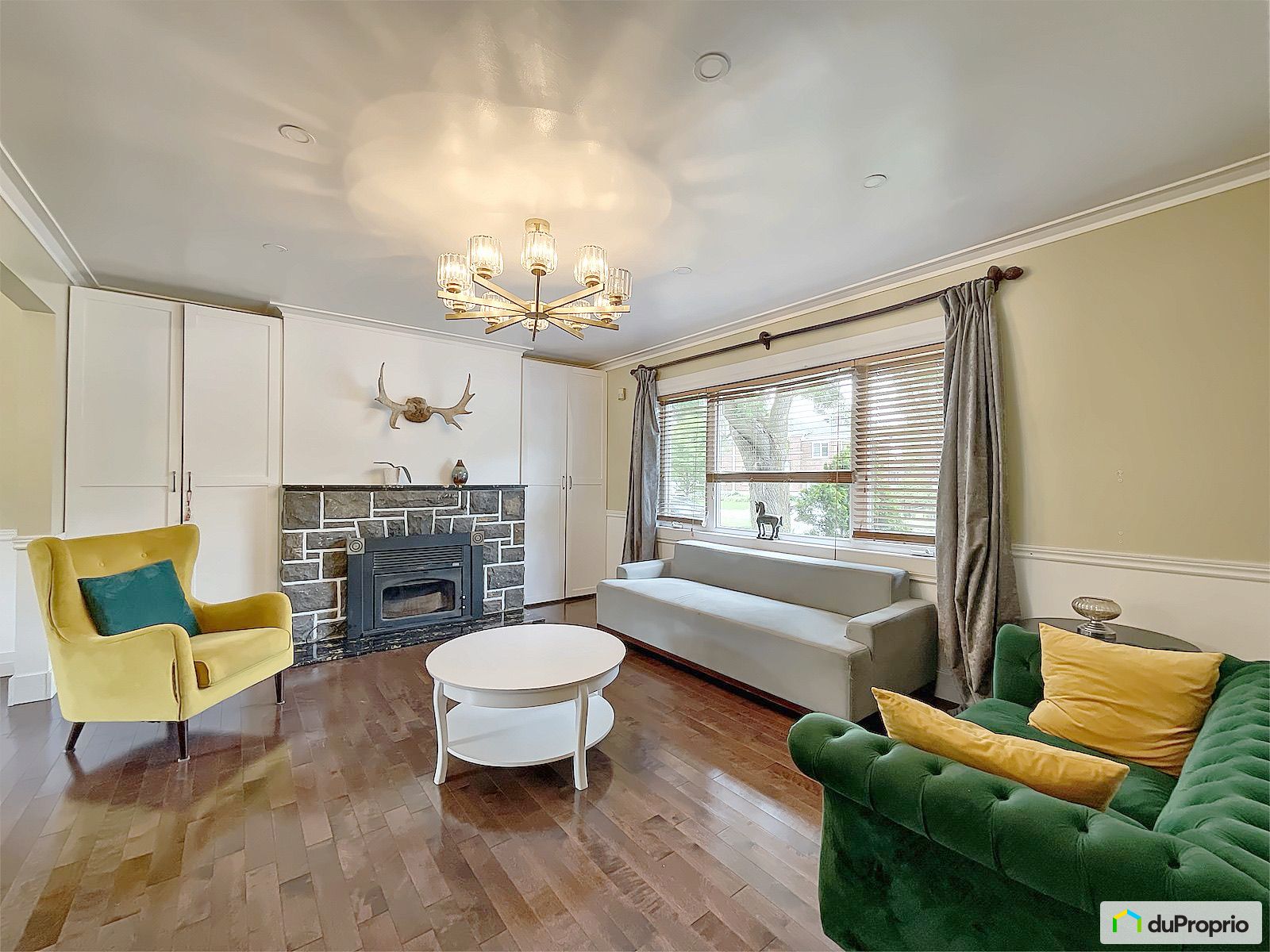575 Chemin Rockland — photo 3