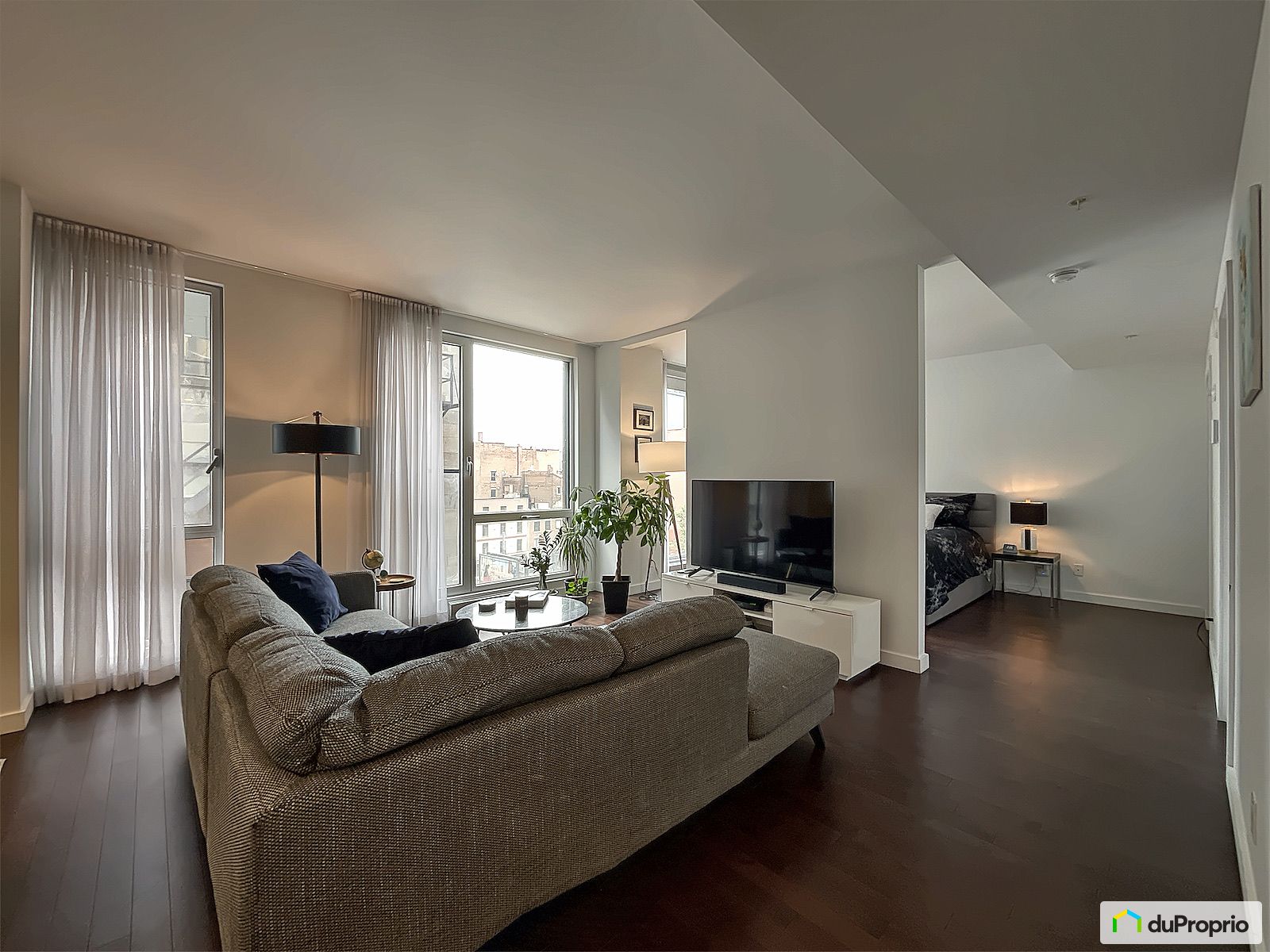 503 635 Saint Maurice — photo 1