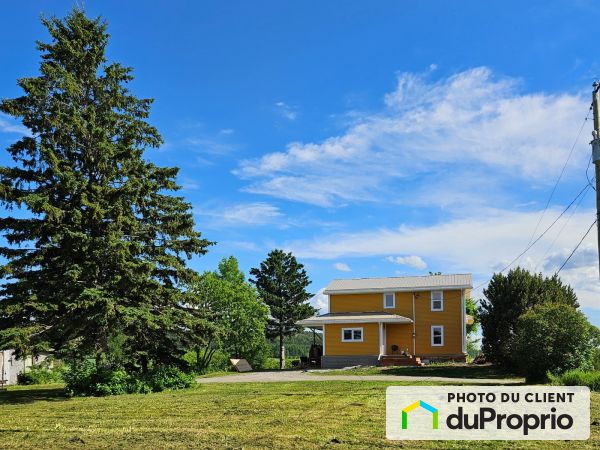 420 chemin des 7e-et-1er-Rangs, Lorrainville for sale