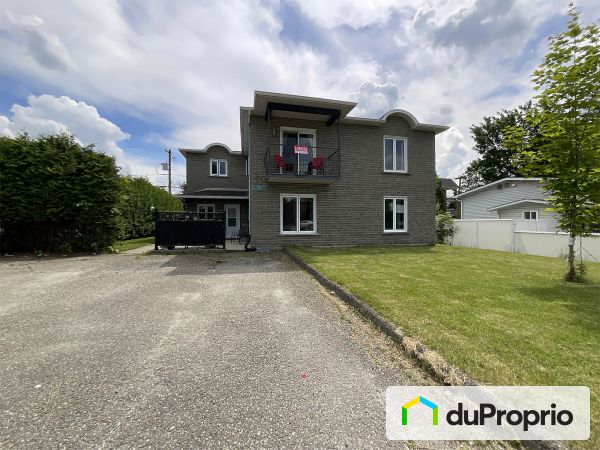 1590-1592 Rue Poisson, Sherbrooke (Rock Forest) à vendre