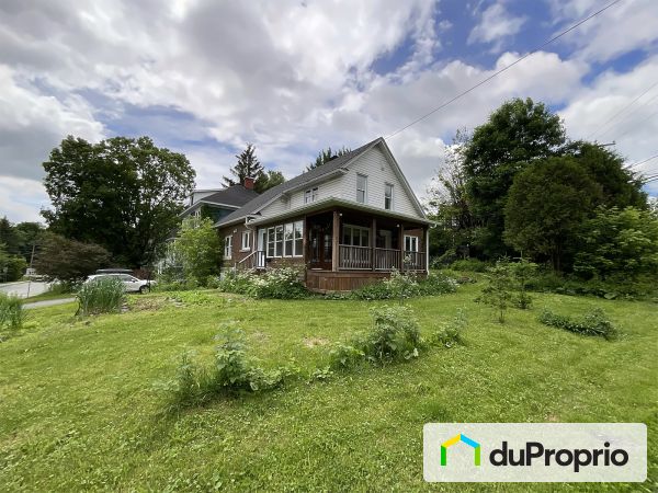 21 rue Warren, Sherbrooke (Lennoxville) for sale