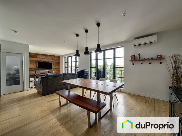 Salle à manger / Salon - 302-2150, boulevard Pie-IX, Mercier / Hochelaga / Maisonneuve à vendre