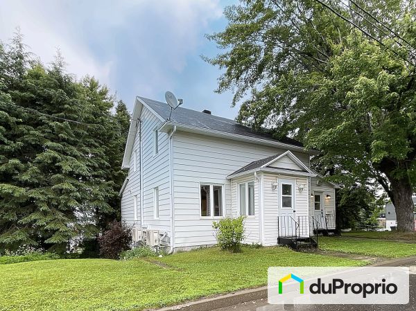12 chemin du Lac, Témiscouata-sur-le-Lac for sale