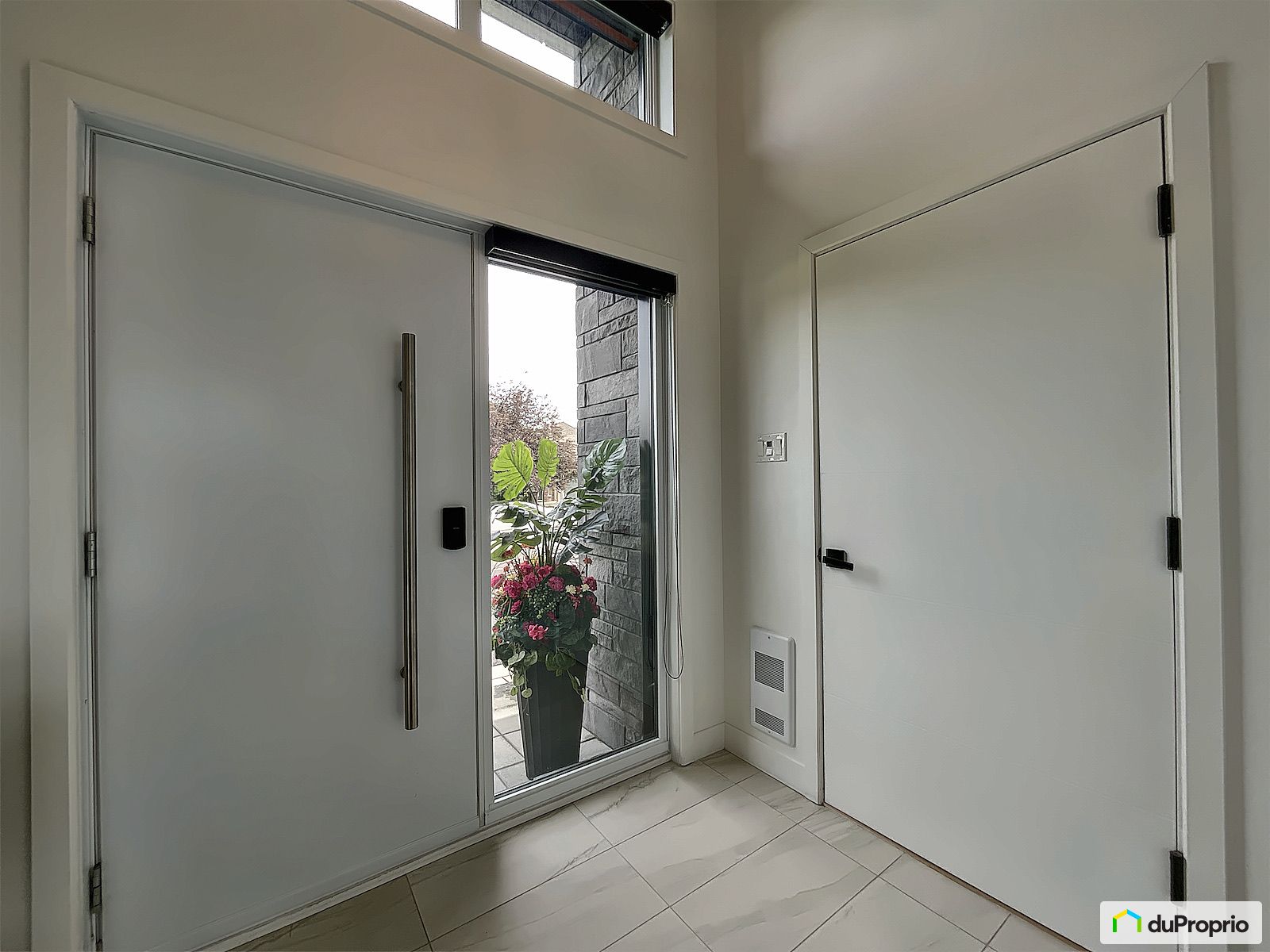 144 Rue Gilles Villeneuve — photo 3