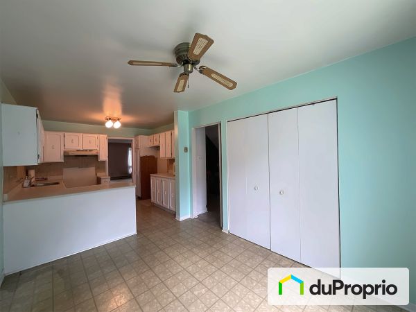 44-555, Montrose drive, Beaconsfield / Baie-D'Urfé à vendre