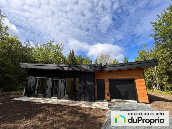 4 rue Lise, St-Joseph-De-Ham-Sud for sale