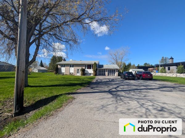 293, route 105, Chelsea à vendre