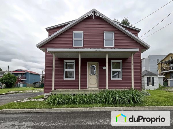 118 rue Saint-Joseph, Beaupré for sale