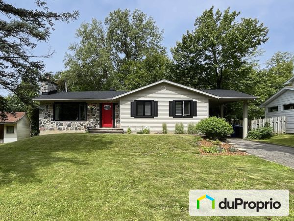 345, rue des Peupliers, St-Bruno-De-Montarville à vendre