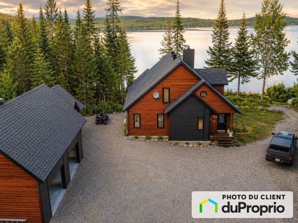 6, chemin de l'Île-eaton, La Tuque (Lac-Édouard) à vendre