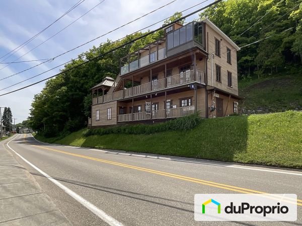 968, rue Principale, Petite-Rivière-St-François à vendre