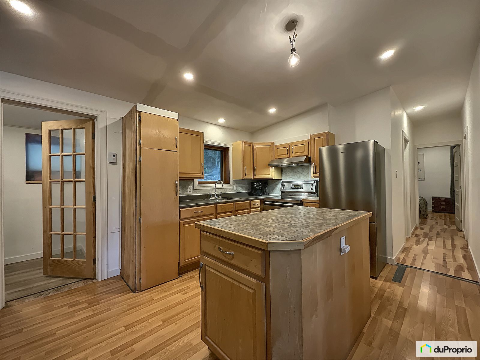3142 Rue Park — photo 1