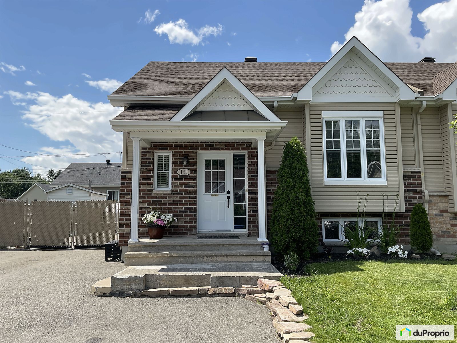 129 Rue Viliotte — photo 1