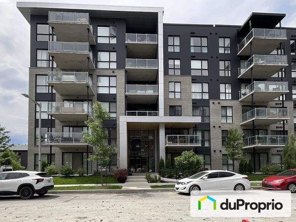 205-4200 rue Olivier-Fournier, Longueuil (St-Hubert) for sale