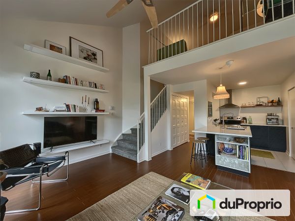 402-280, boul Seigneurial Ouest, St-Bruno-De-Montarville à vendre