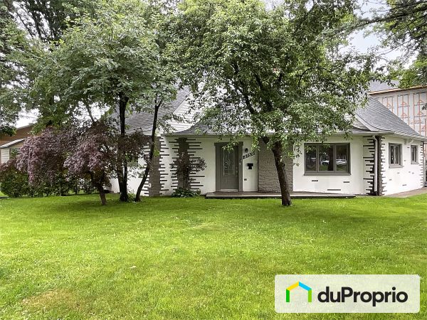 3159 rue de Chambord, Ste-Foy for sale