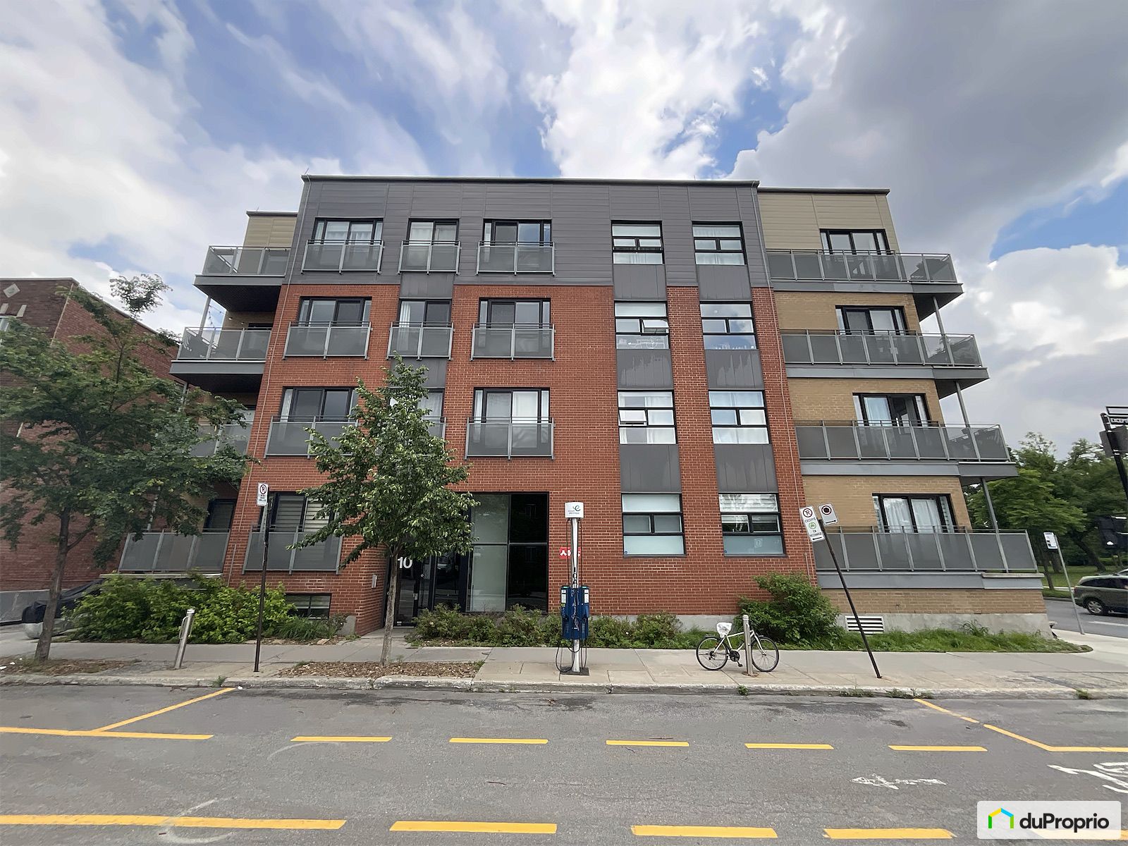 301 10 Rue Villeray — photo 1