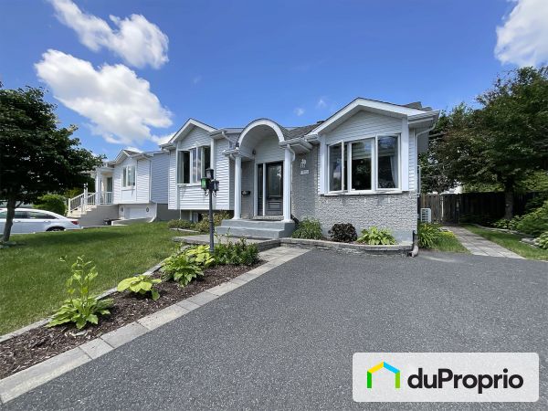 1575, rue C.-H.-Grignon, Ste-Julie à vendre