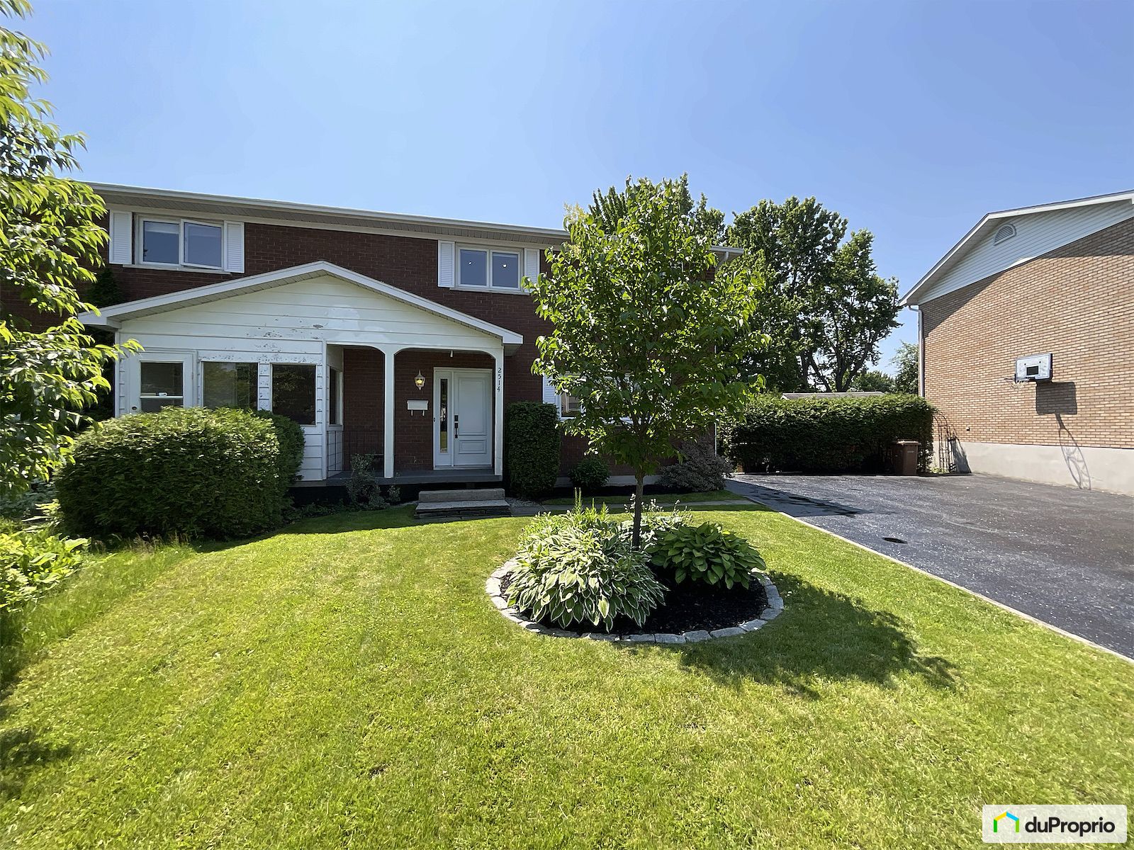 2514 Rue De La Laurentie — photo 2