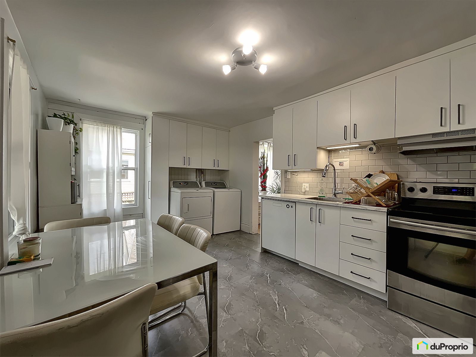 421 Rue Lawford — photo 3