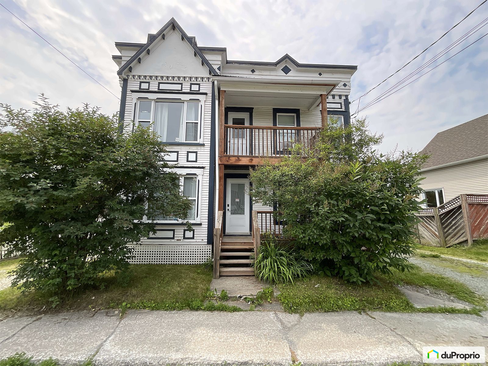 421 Rue Lawford — photo 1