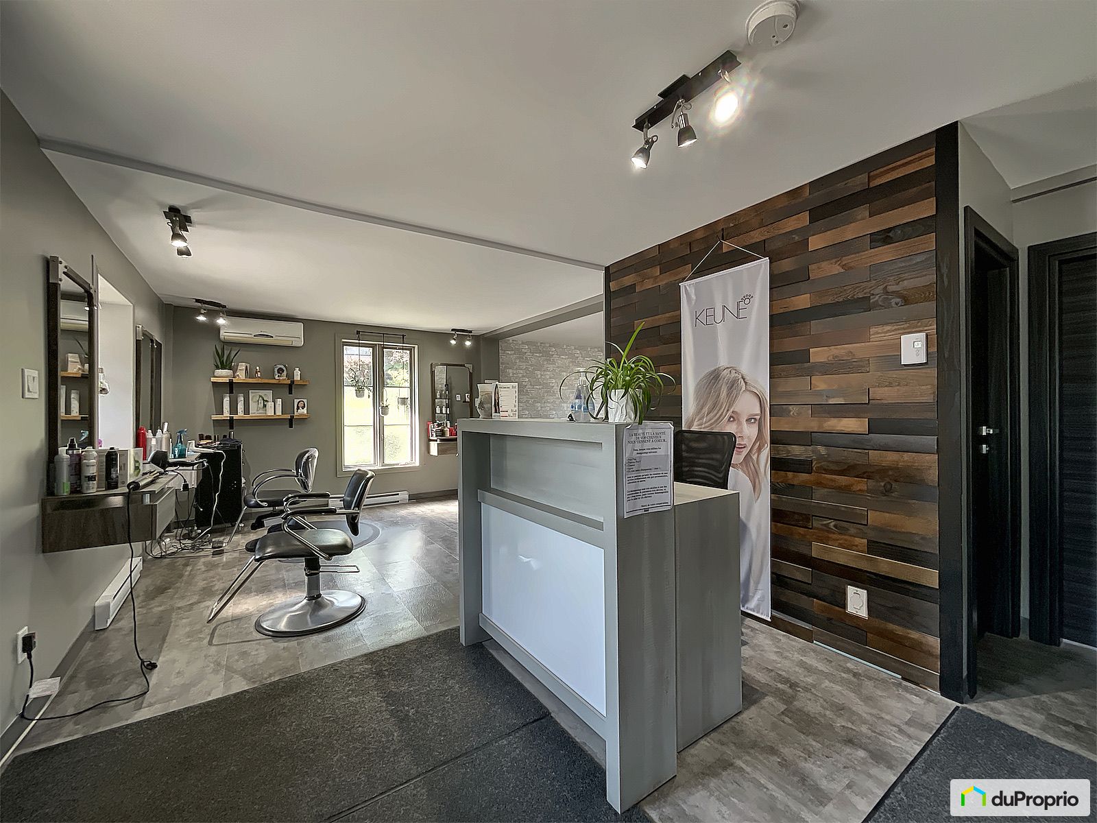 318 322 Avenue Saint Jacques — photo 3