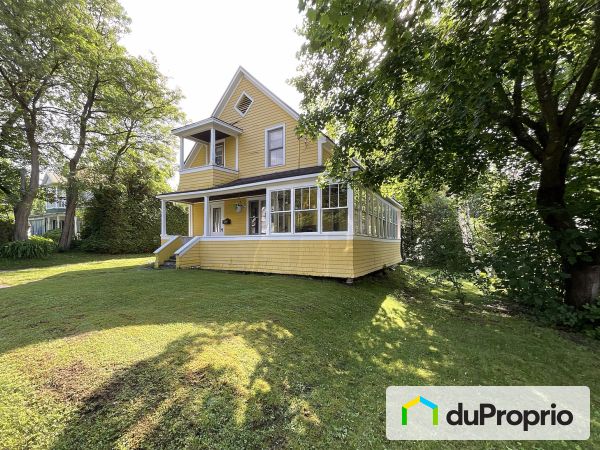 272 rue du Collège, Magog for sale