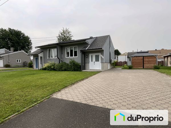 181 rue Saint-Denis, Laurier-Station for sale