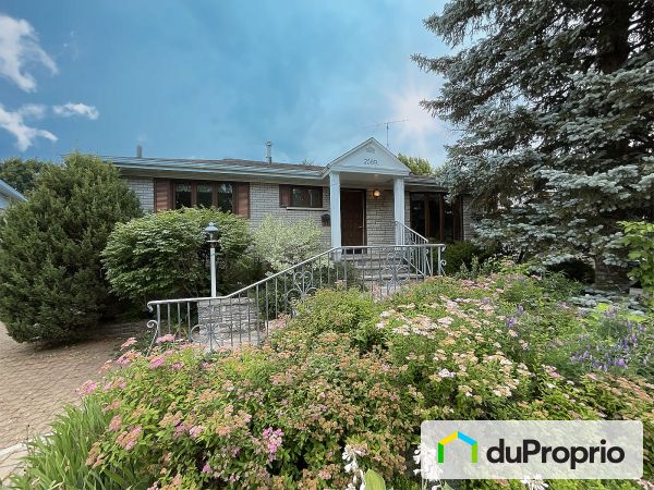2569, rue Jean-Béliveau, Longueuil (Vieux-Longueuil) à vendre