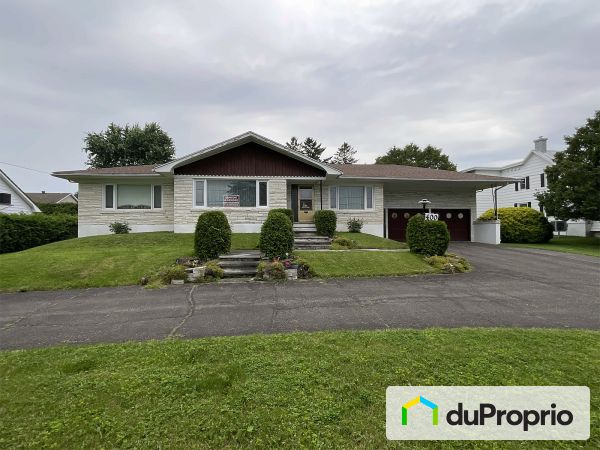 400 rue Jacques-Cartier Sud, St-Jean-sur-Richelieu (St-Jean-sur-Richelieu) for sale