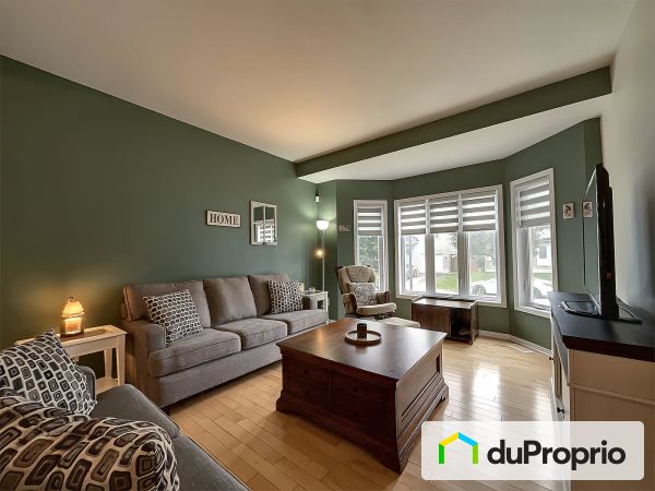 Living Room - 330 rue des Framboisiers, Gatineau (Aylmer) for sale