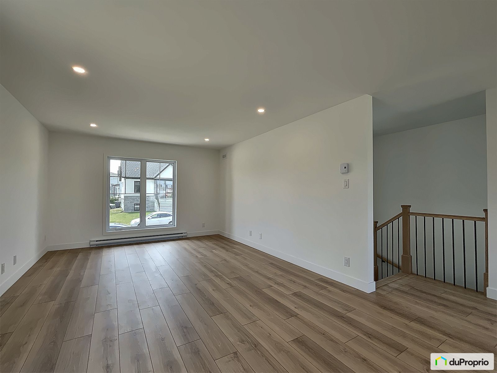 1145 Rue Du Campanile — photo 2