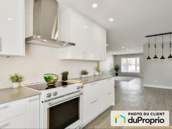 2133 avenue Albert-Murphy, Chomedey for sale