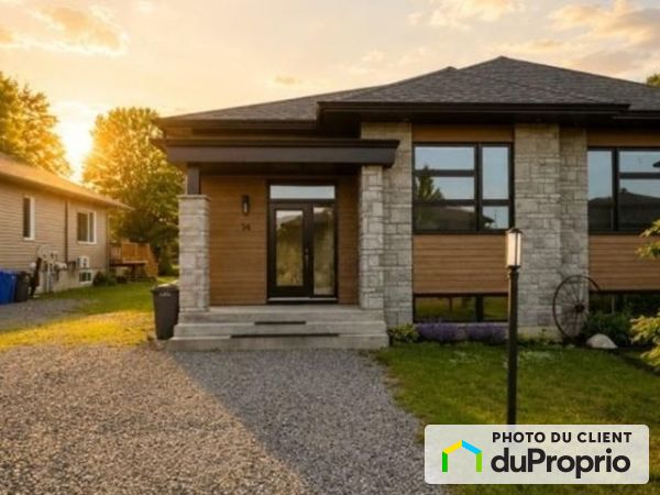 14, rue Charles-Powell, Bromont à vendre