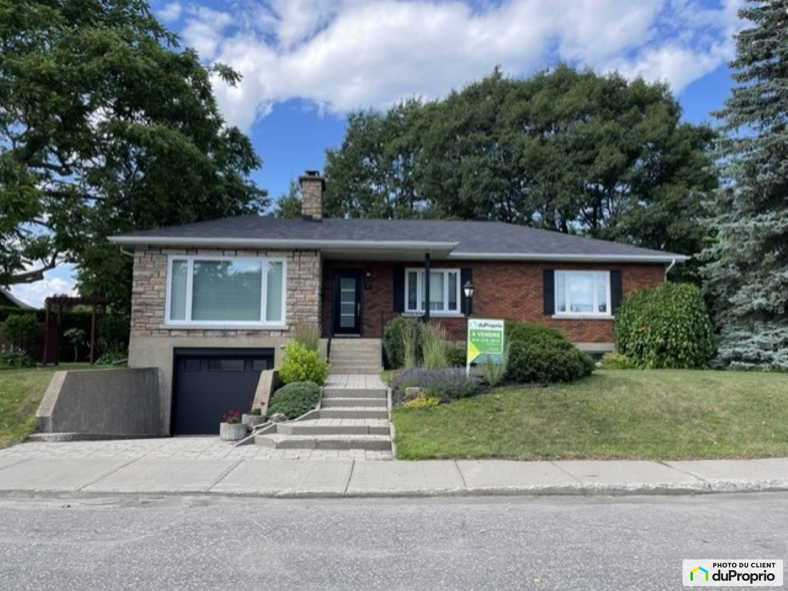 425 Rue Montplaisir — photo 1