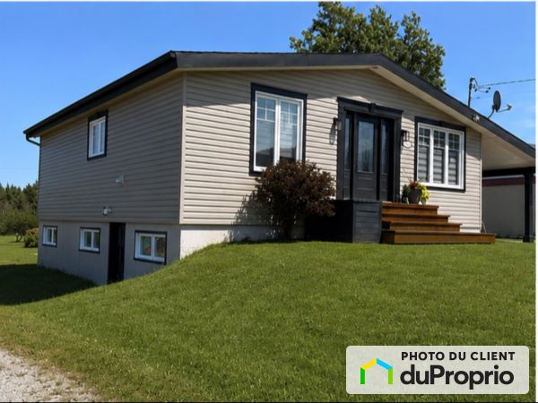 10, rue de l'Entrepôt, Gaspé à vendre